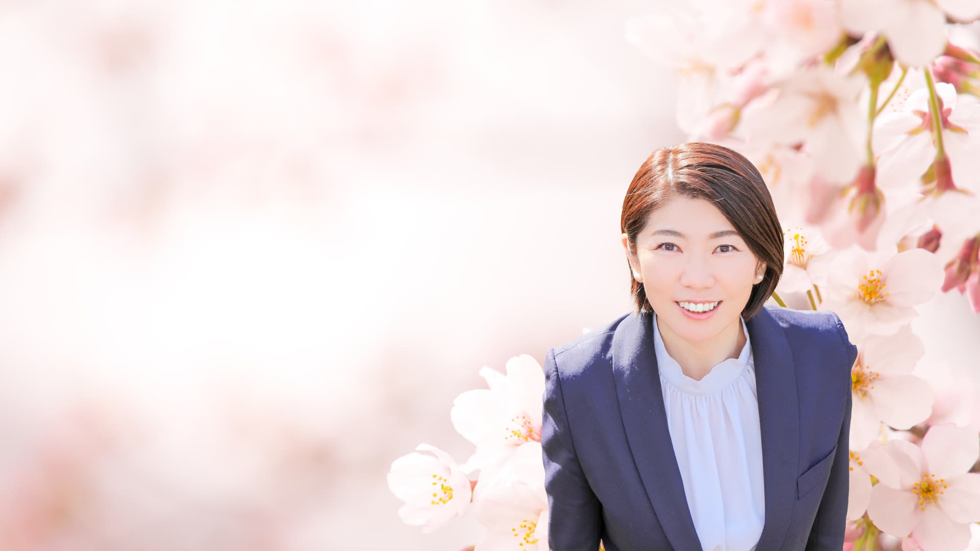 桜といっしょに 池田あやの 近影写真